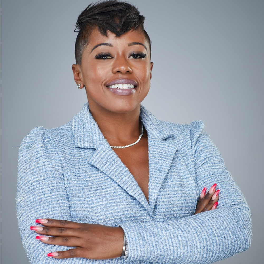 Meet your Posher, Latoya